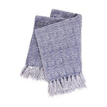 Blauwe plaid met kwastjes