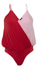 Rood met roze bodysuit