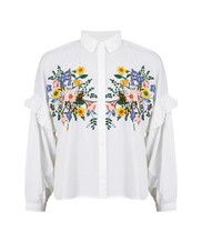 Blouse met geborduurde bloemen
