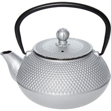 Zilverkleurige ijzeren theepot