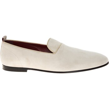 Witte suède schoenen