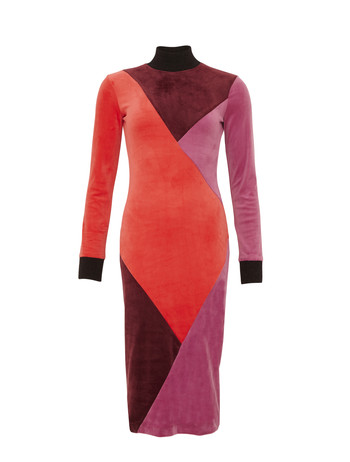 Rood met paarse jurk