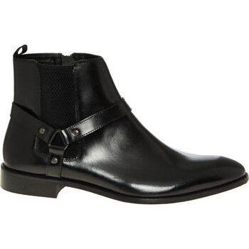 Zwarte leren boot