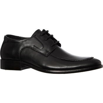 Schoen leer